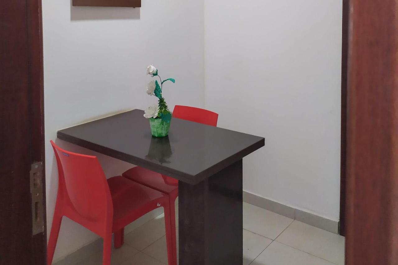 Oyo Hotel Valeria السلفادور المظهر الخارجي الصورة
