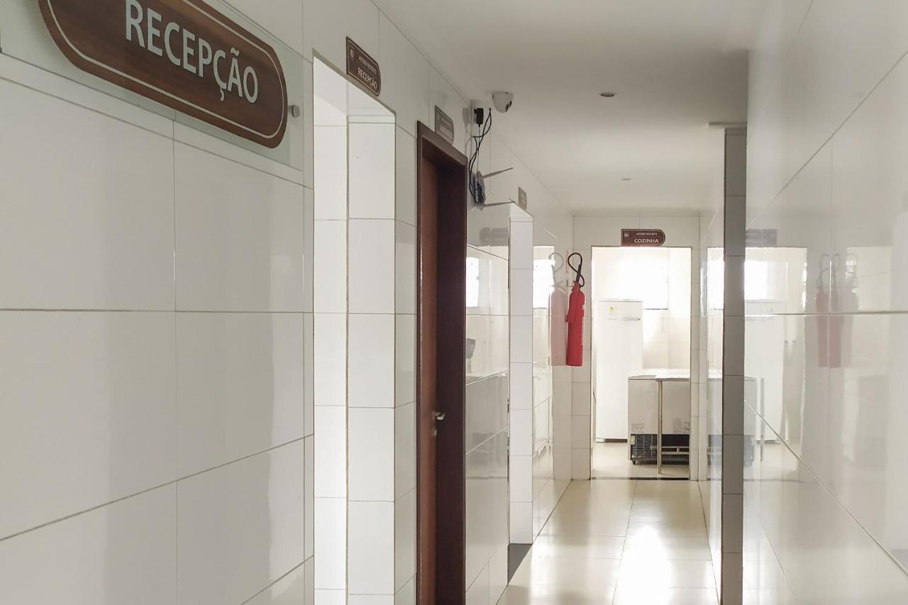 Oyo Hotel Valeria السلفادور المظهر الخارجي الصورة