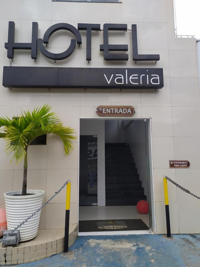 Oyo Hotel Valeria السلفادور المظهر الخارجي الصورة